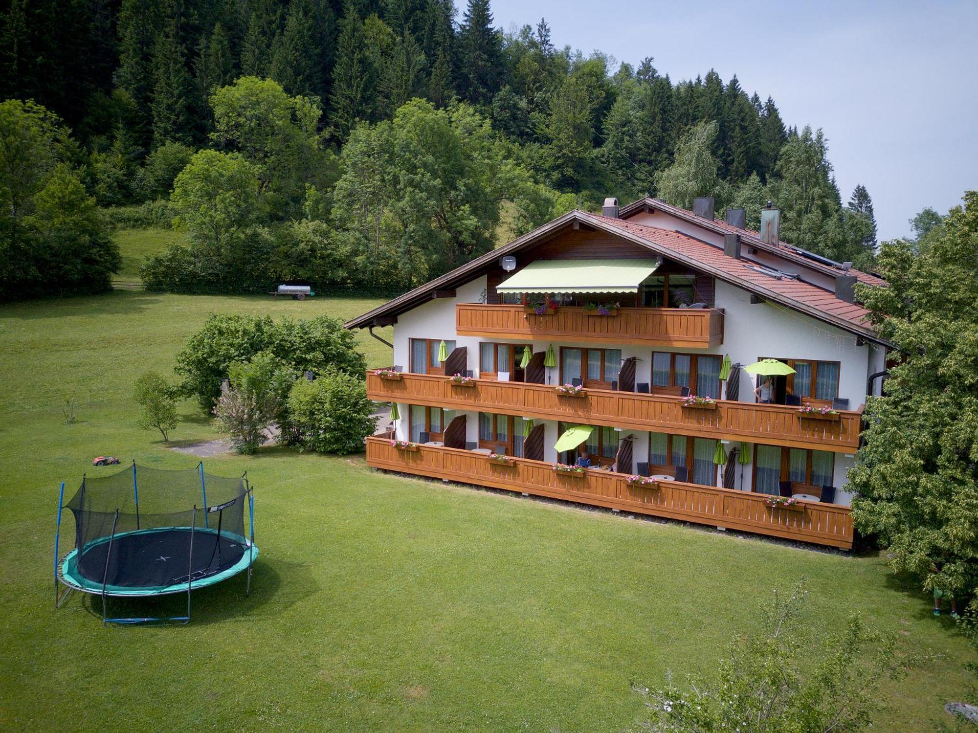 Appartement-Hotel Happy Kienberg Pfronten Exterior photo